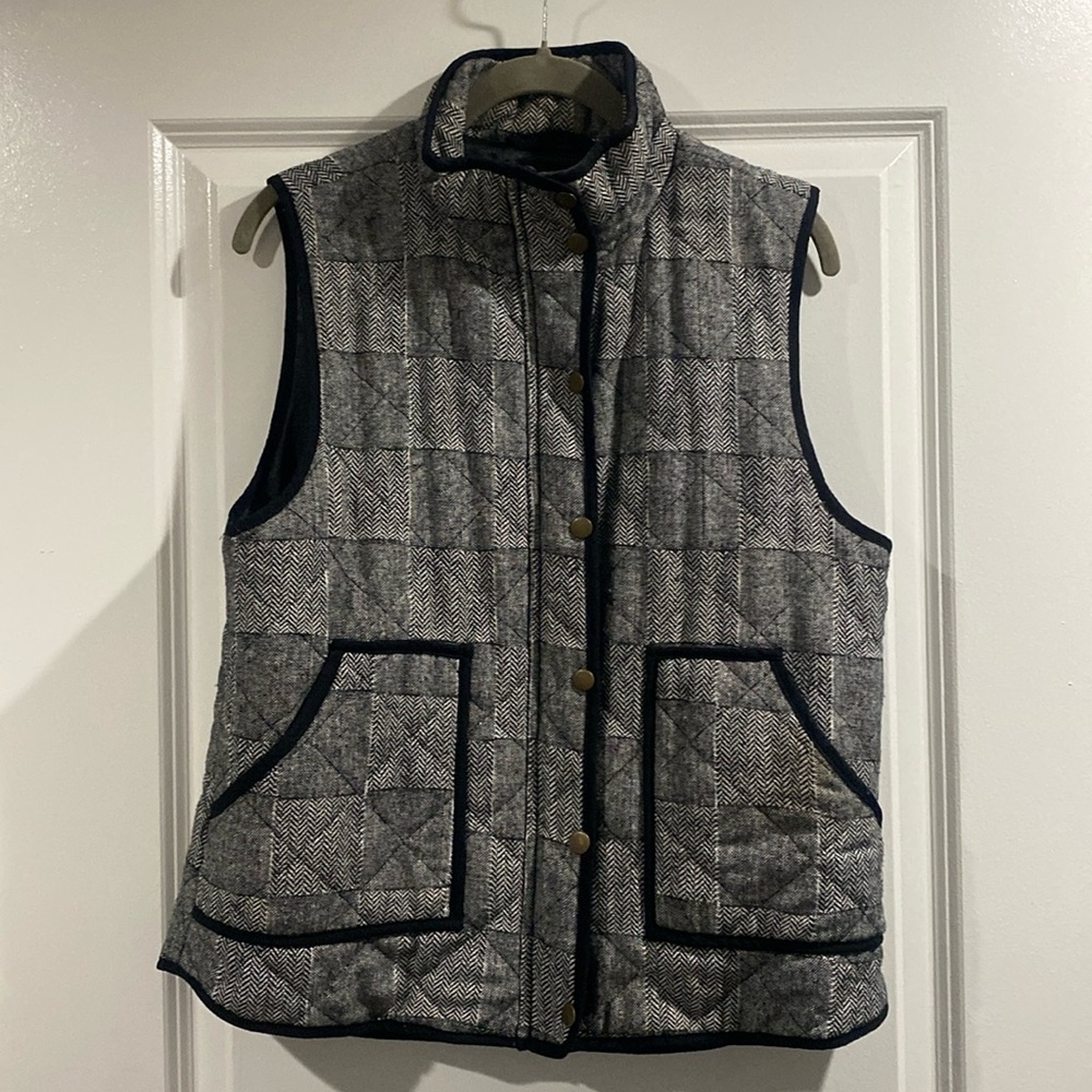 Like New Patterned Vest